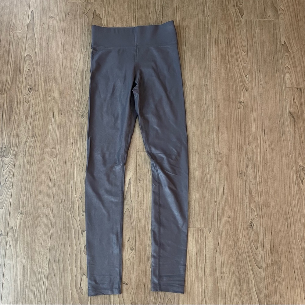 Regular Rise 7/8 Legging in Takara Shine